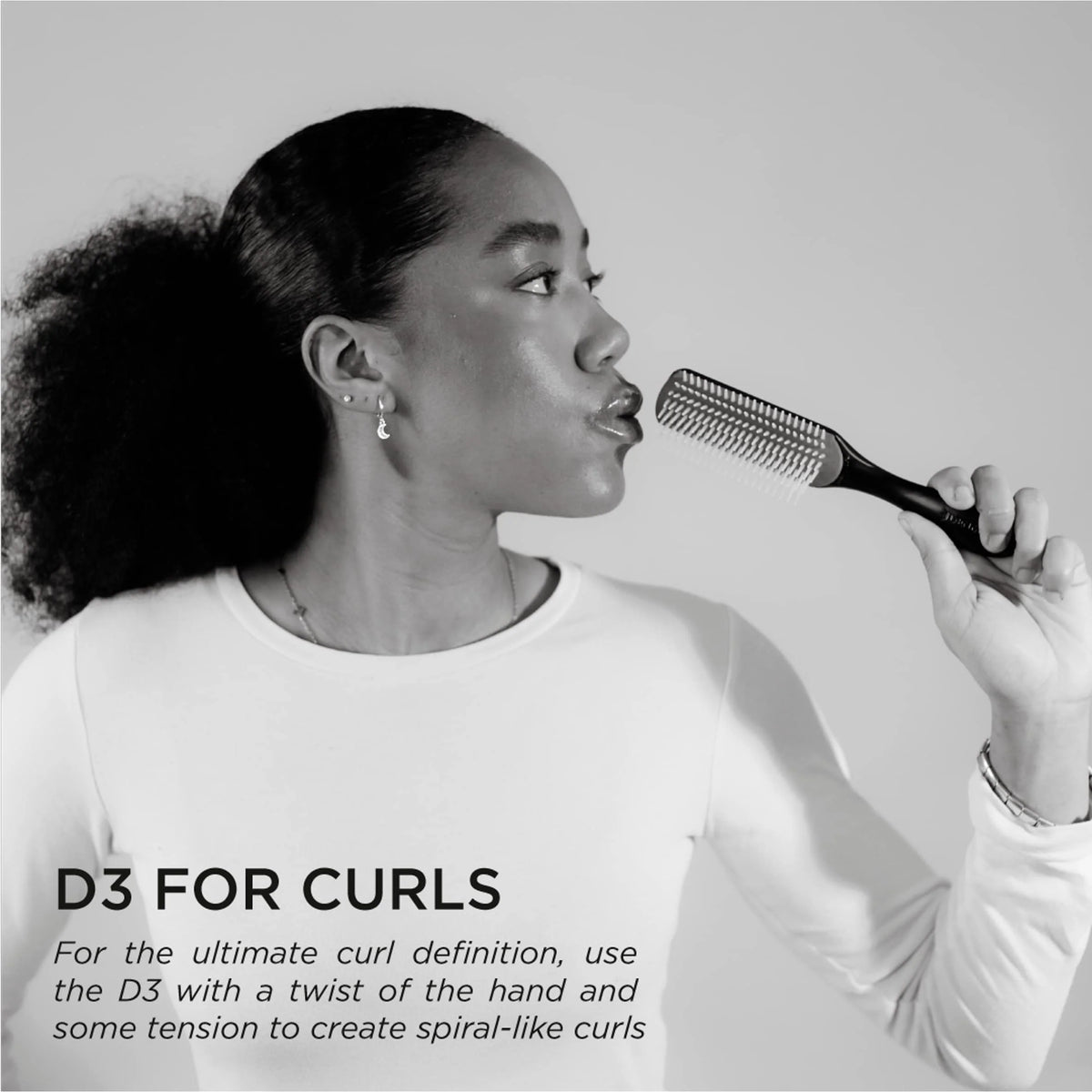 Classic Styling Brush 02-8394 by DENMAN