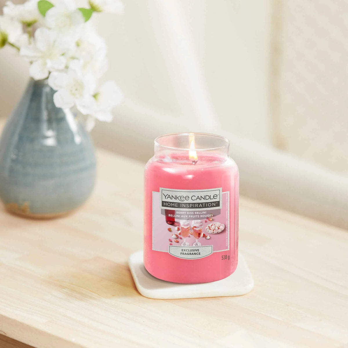 Berry Kiss Bellini Large Jar 538g by YANKEE