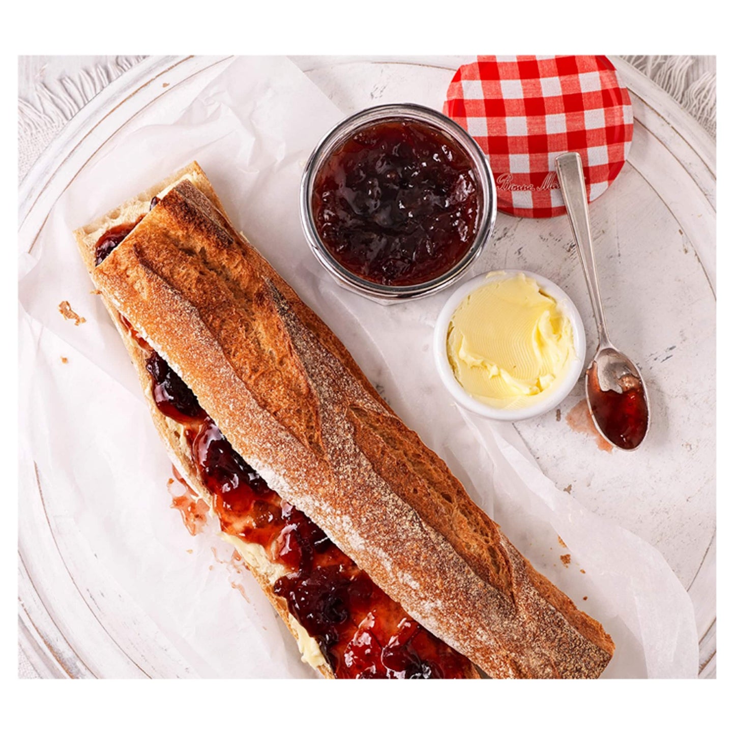 Strawberry Conserve 370g by Bonne Maman