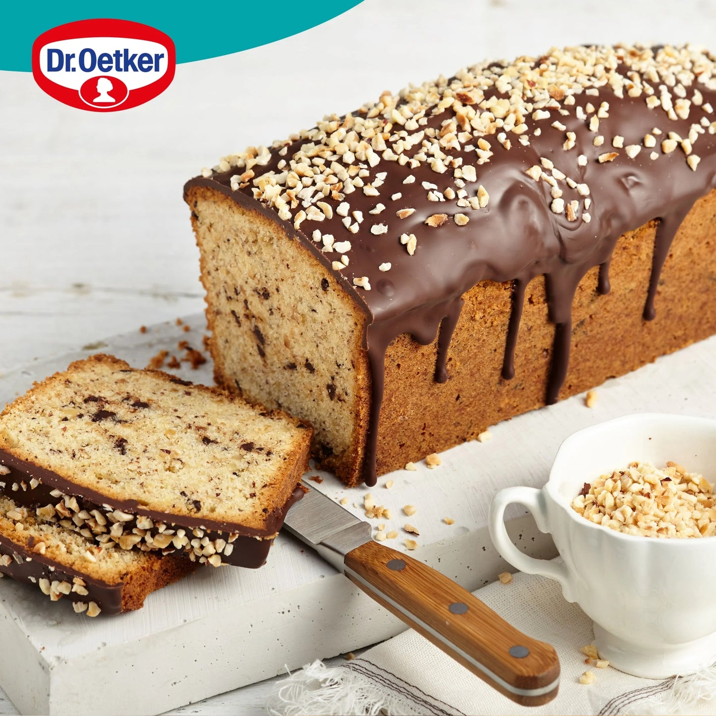 Caramelised Hazelnuts 25g by Dr. Oetker
