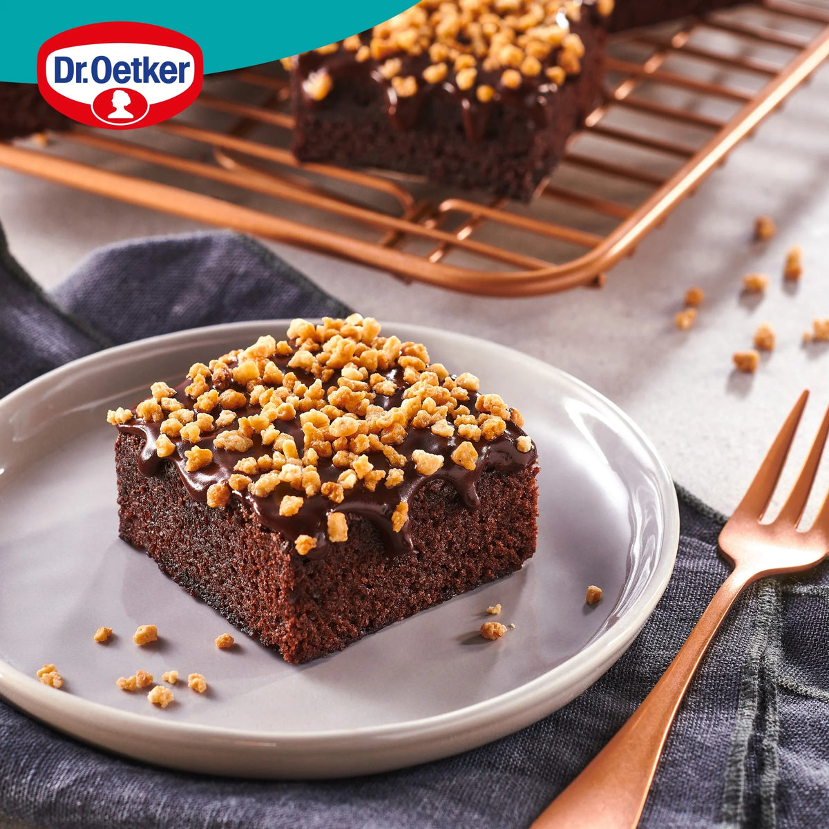 Caramelised Hazelnuts 25g by Dr. Oetker
