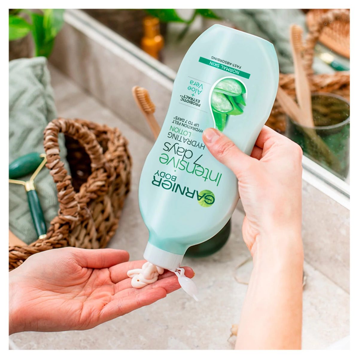 Body Intensive 7 Day Aloe Vera Hydrating Lotion 400ml by GARNIER