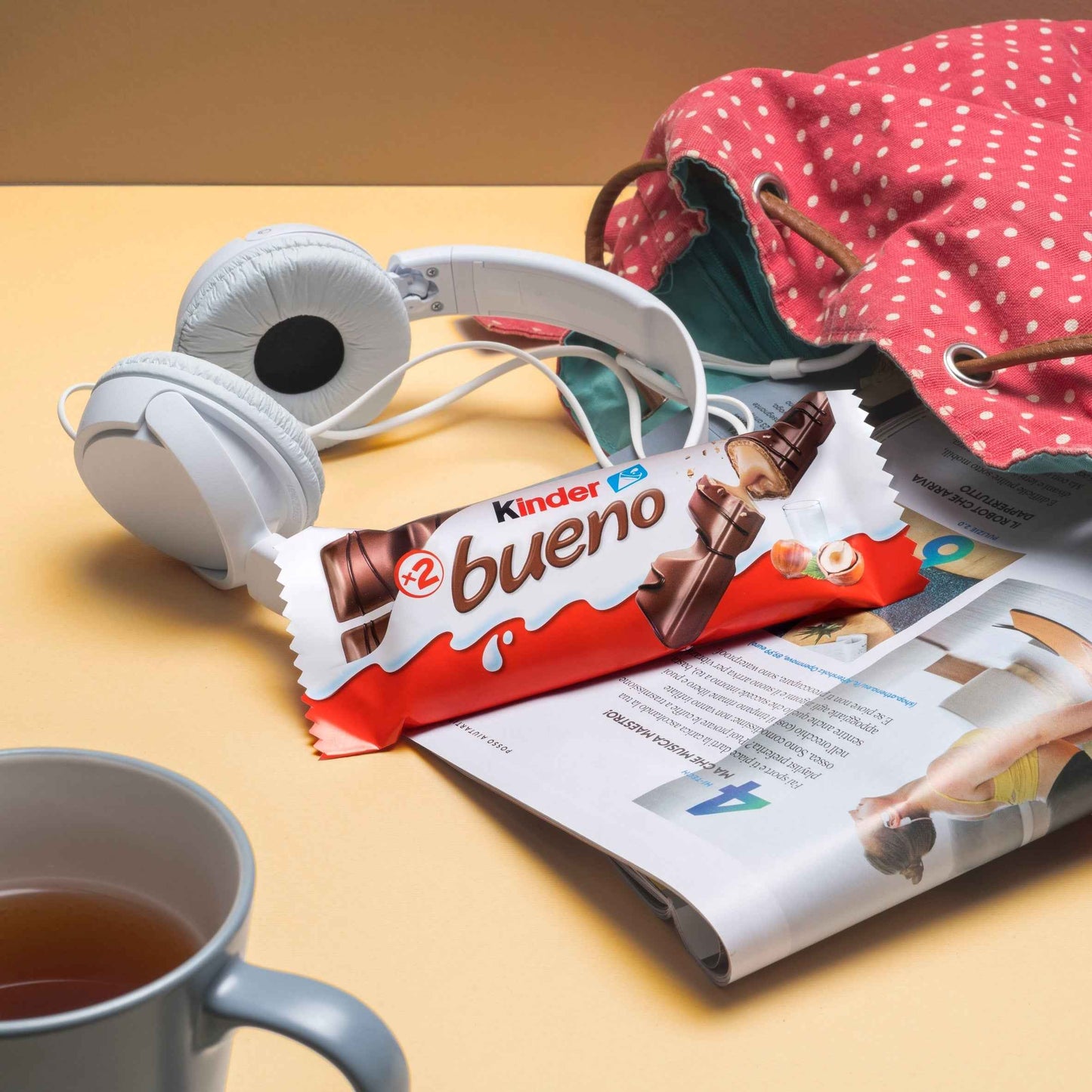 Bueno Milk & Hazelnut Chocolate Bars by KINDER
