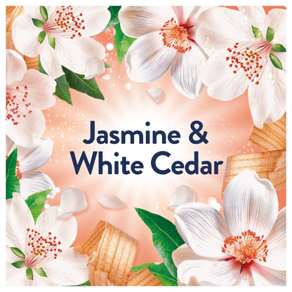 Fabric Conditioner White Cedar & by Lenor