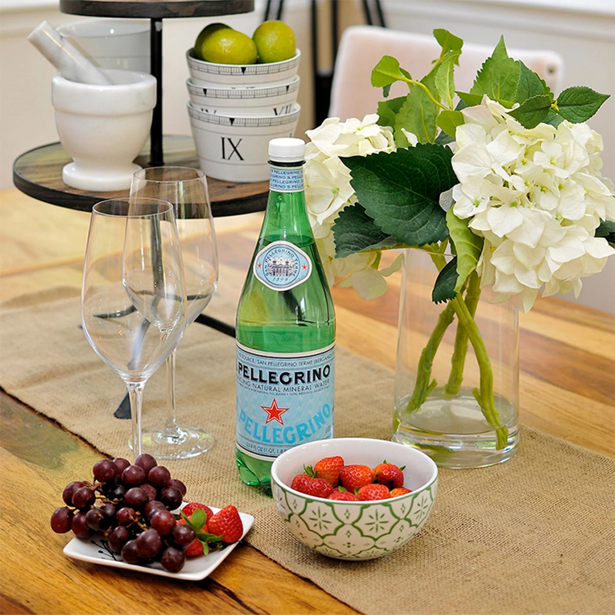 Sparkling Natural Mineral by SAN PELLEGRINO