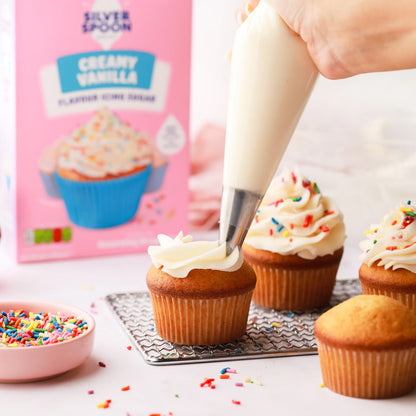 Creamy Vanilla Flavour Icing by SILVER SPOON at The British Vault