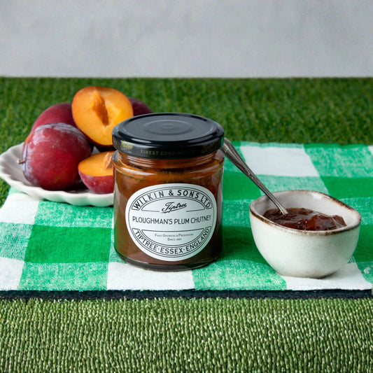 Ploughmans Plum Chutney 210g by TIPTREE