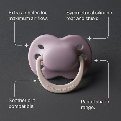 Newborn Orthodontic Silicone by tommee tippee