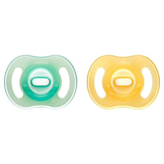 Ultra Light Night Glow Orthodontic Silicone 0-6m 2 by tommee tippee